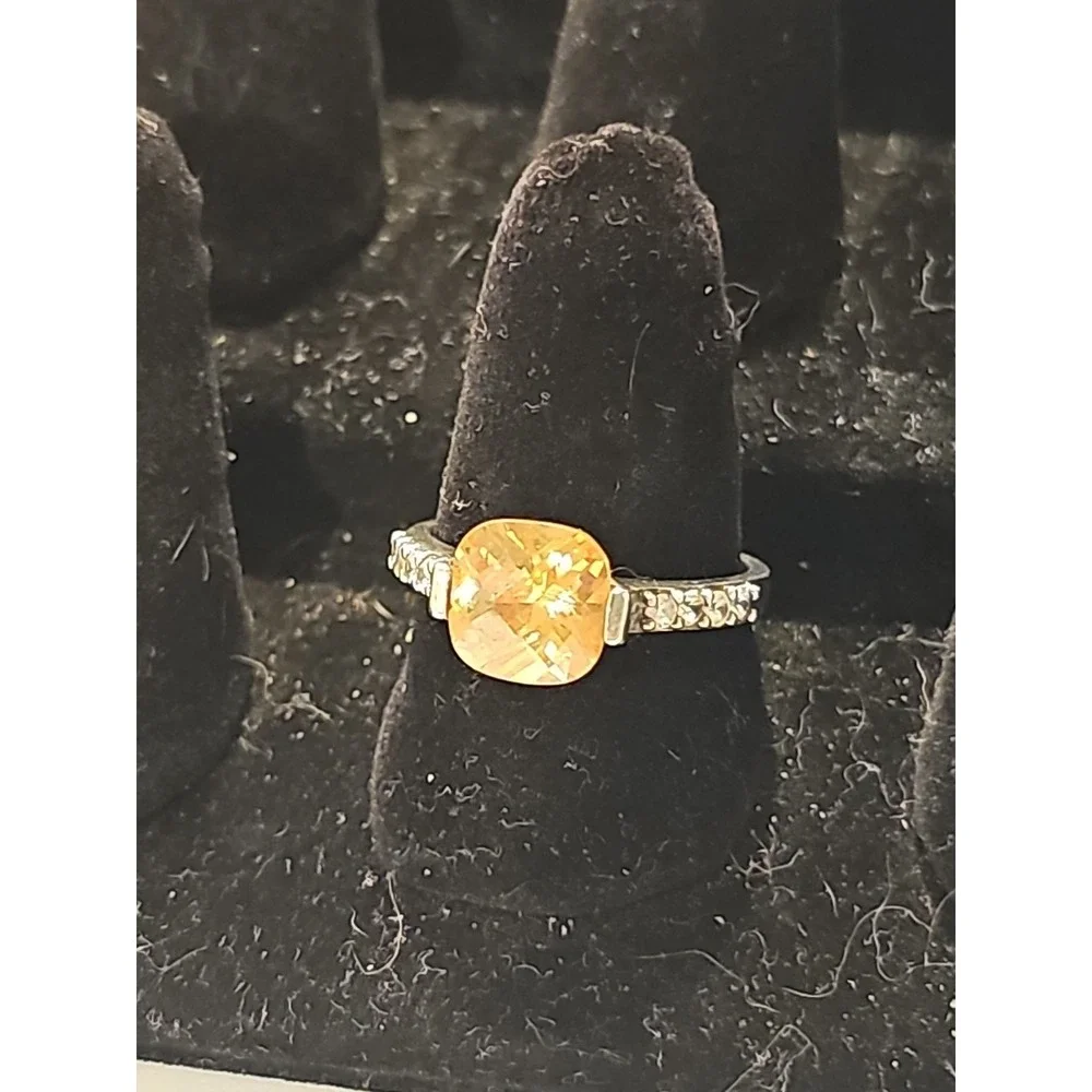 Avon Vintage Women‎ 925 Ring 3ct Peach Colored Stone Clear Accents Sz 9/3.8 Gram